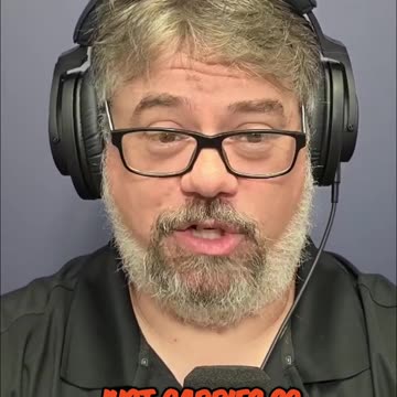 No one issues a warning like Johnny Cash | #rumblereels #podcast #nolowballers