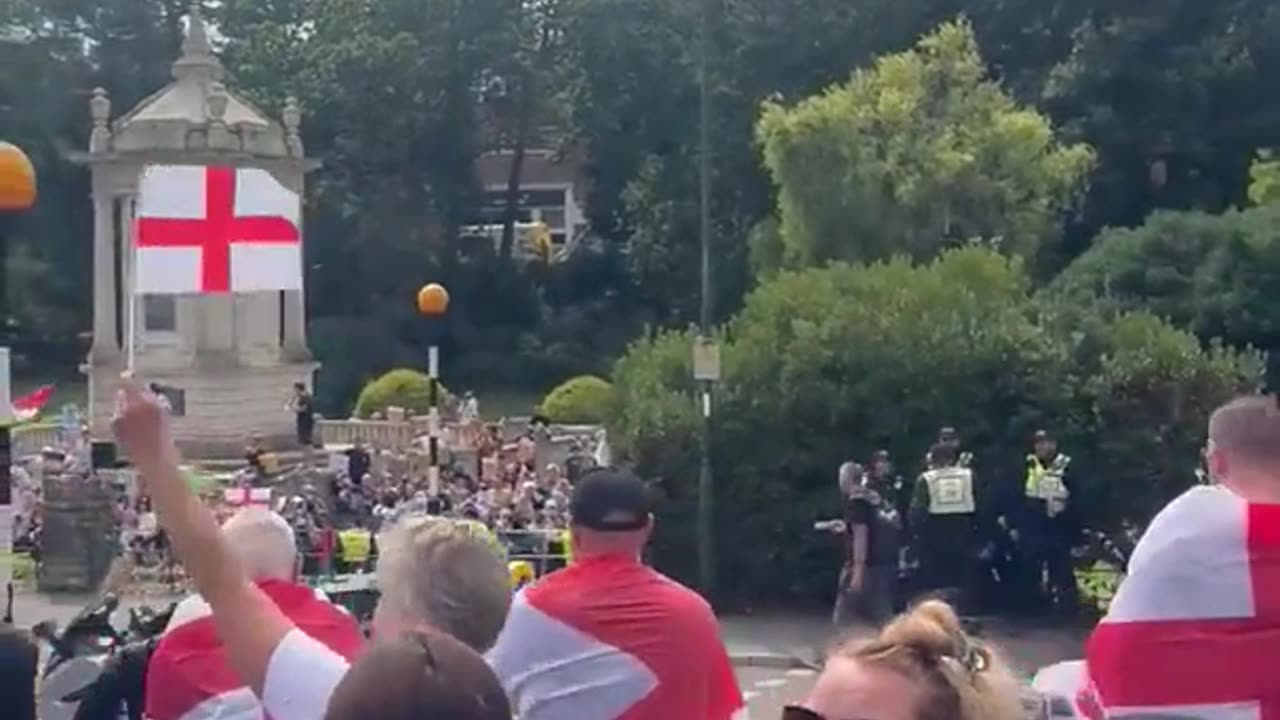 Anti-open borders protest taking place in Britain right now