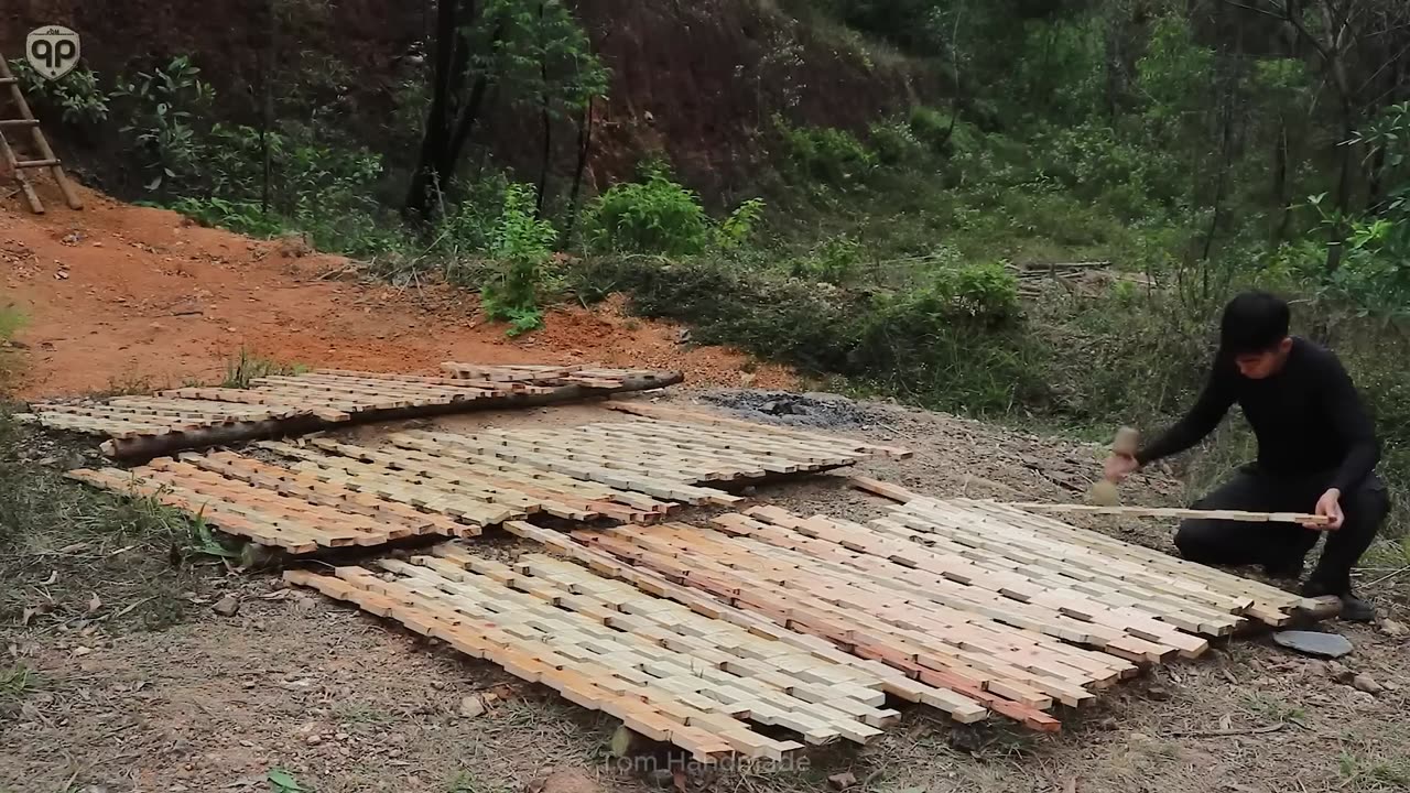Even construction engineers were amazed by this man's house built on the cliff