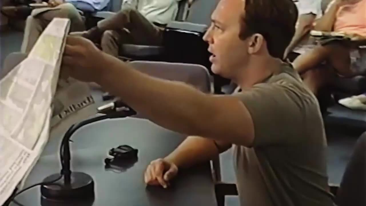 Alex Jones Issues Dire Warning To Netanyahu