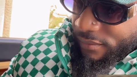 Tko upset Moet ain't paying his way so she could eat the groceries