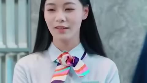 Chồng đưa con gái đến cổng công ty đón vợ nào ngờ bắt gặp vợ ngoại tình và cái kết