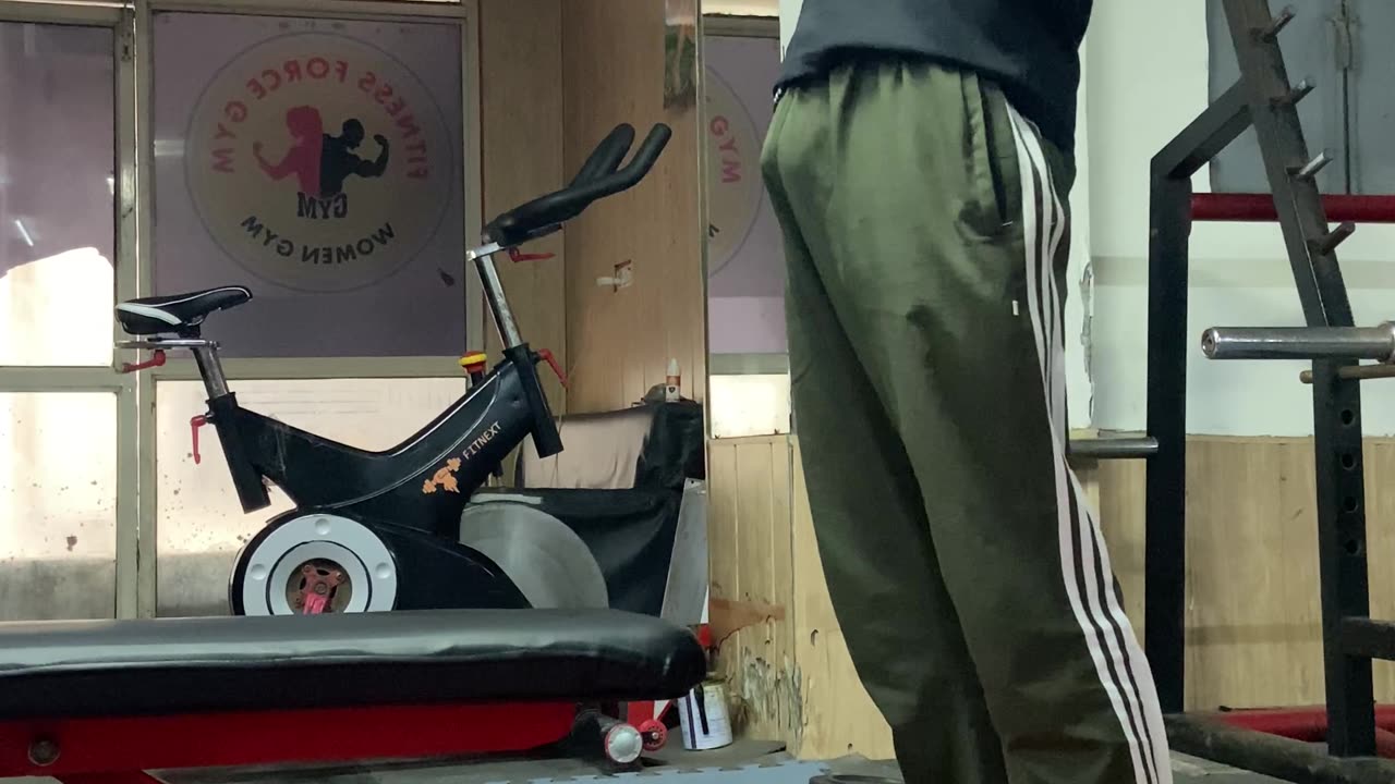 Bicep curls for arm wrestling