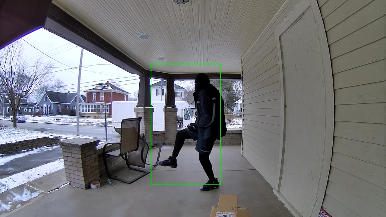 FedEx Driver Delivers Surprise Dance Routine On Route