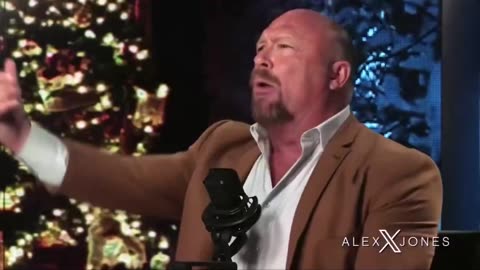 Alex Jones suggests Candace Owens is a "globalist agent."