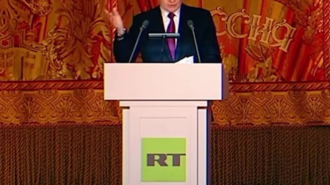 Putin elogia a los empleados extranjeros de RT