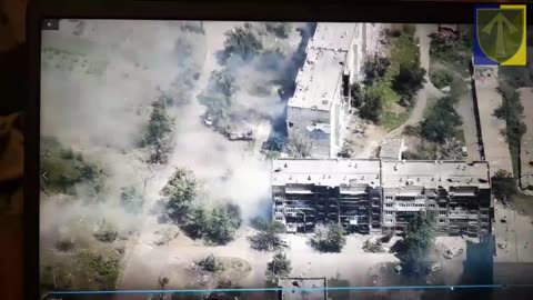 Ukrainian artillery from the 57th brigade destroying Russian armor entering Toshkivka