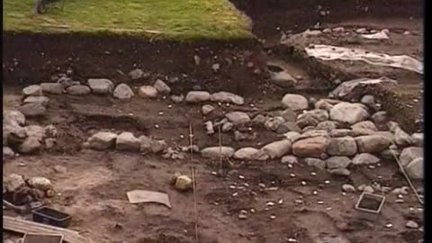 The NewsHour With Jim Lehrer WETA September 12, 2001 1200am-100am EDT