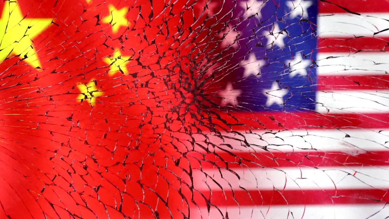 Trump aims to clinch trade deal with China's Xi during Asia trip