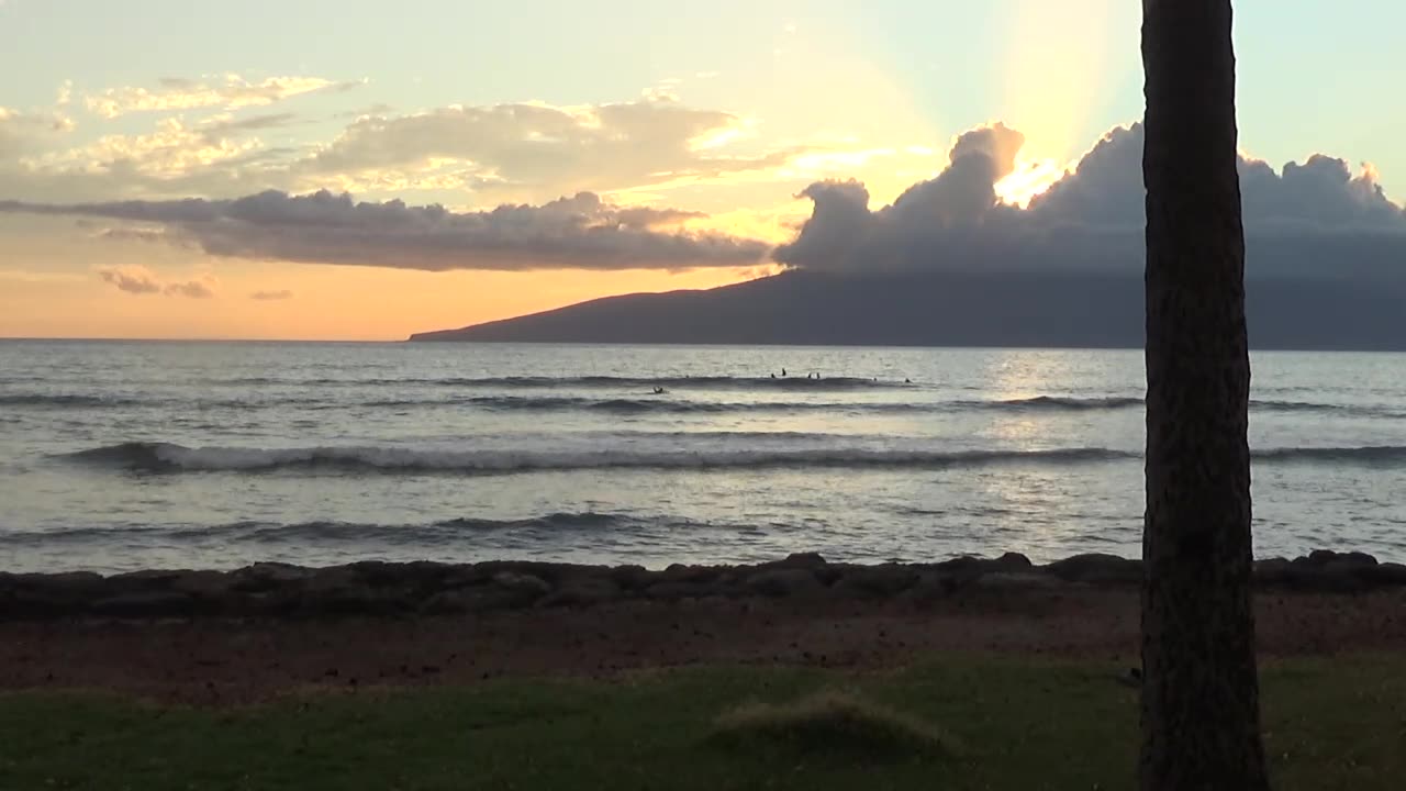 Lahaina, HI — Launiupoko Beach Park - Sunset