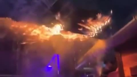 Recording > Survival Instincts 😬📸 - Swiss Club Fire