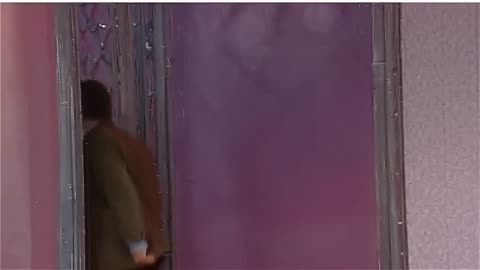 TUCKER SAYS IM SORRY