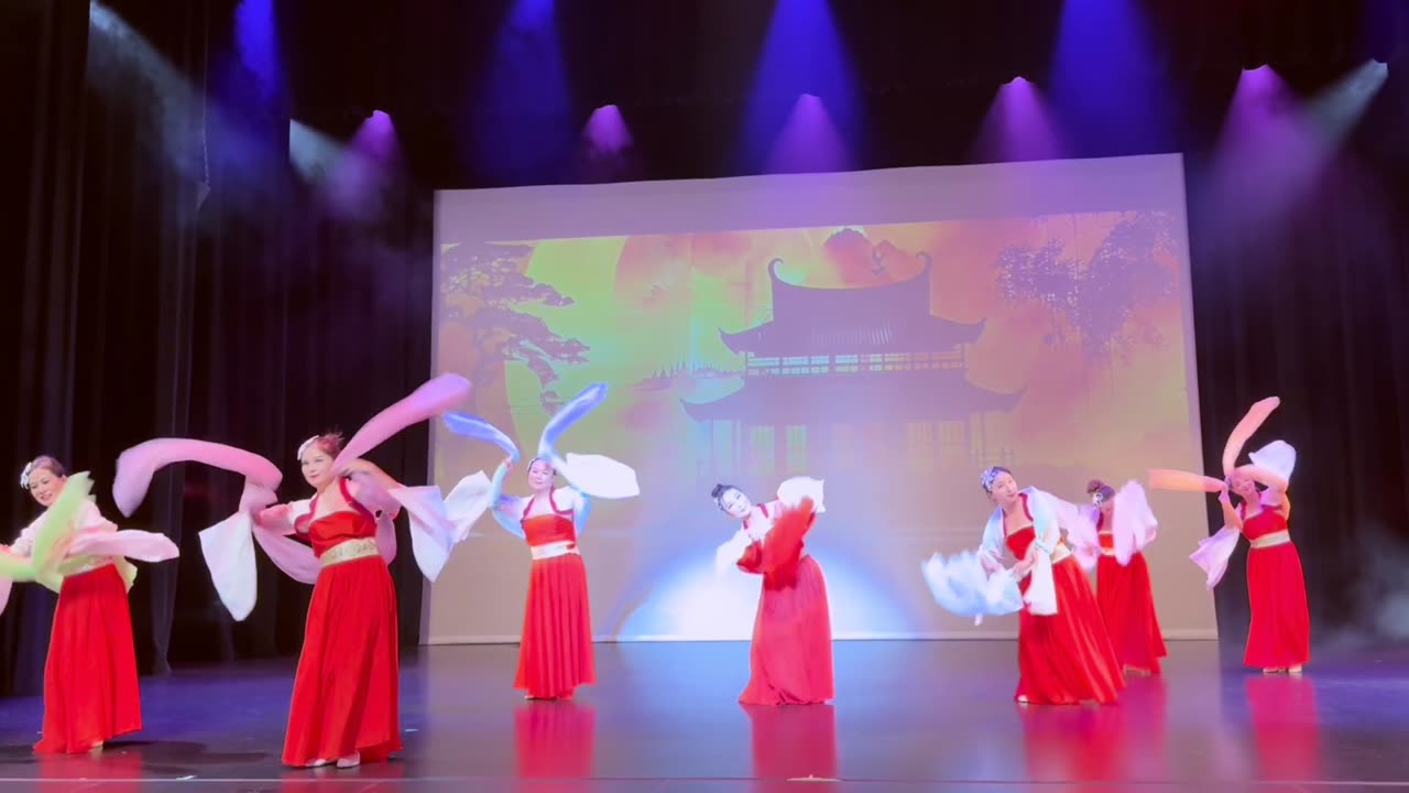 🇨🇦🤗🤗慈善表演💃💃💃💃💃💃💃2025-10-26