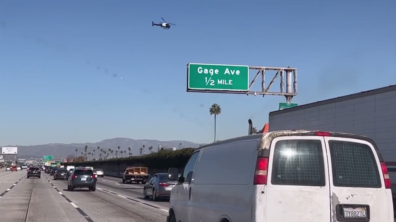🛸🚁 Slow-Mo Video of White Tic-Tac UAP! | TheTruthAbove