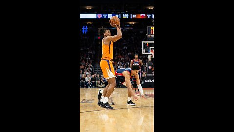 Green's step-back: Creating space for a three-pointer