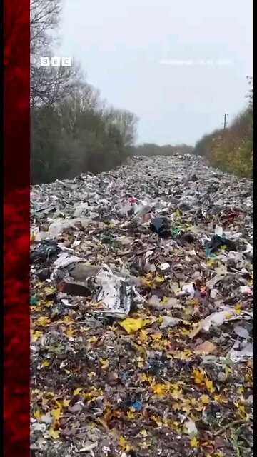 A new river was born in the UK- Garbage river.