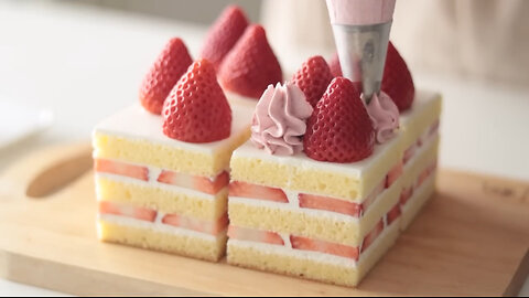 Strawberry Short Cake