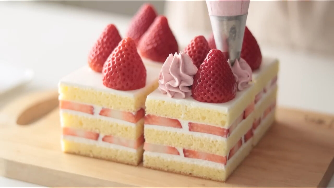 Strawberry Short Cake
