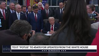 President Trump Shuts Down the Shutdown Protest – LIVE