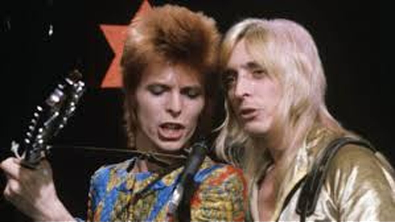 Space Oddity ~ David Bowie & Mick Ronson