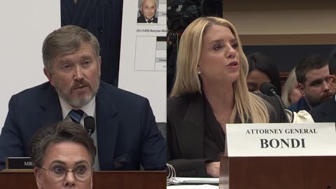Thomas Massie tells Pam Bondi he caught her 'red-handed' over Les Wexner redaction in Epstein files