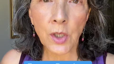 🔮 Energy Reading on Marianne Williamson – Surprising Insights!