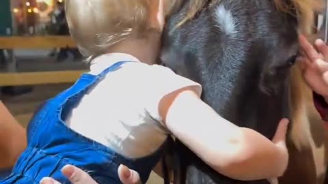 the horse couldn't resist the baby calling to pet him. 🐴🥰