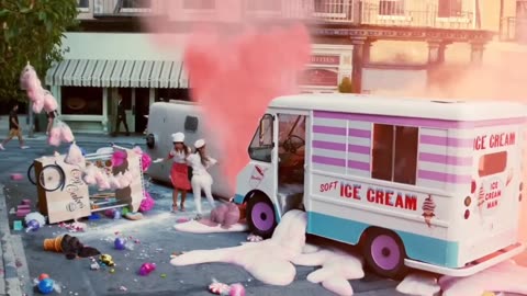 Ariana Grande - Bloodline (Official Music Video)