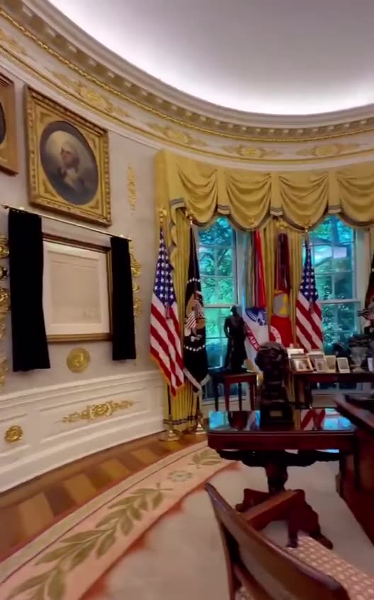 Trump's Oval looks leagues better than Biden and Obama's.