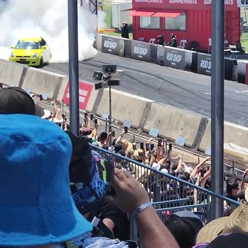 BIG BIRD showing what the streets about