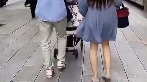 🤯✨ Discover Why Japanese Women Walk with Turned-In Feet! | FeedMyCuriosity