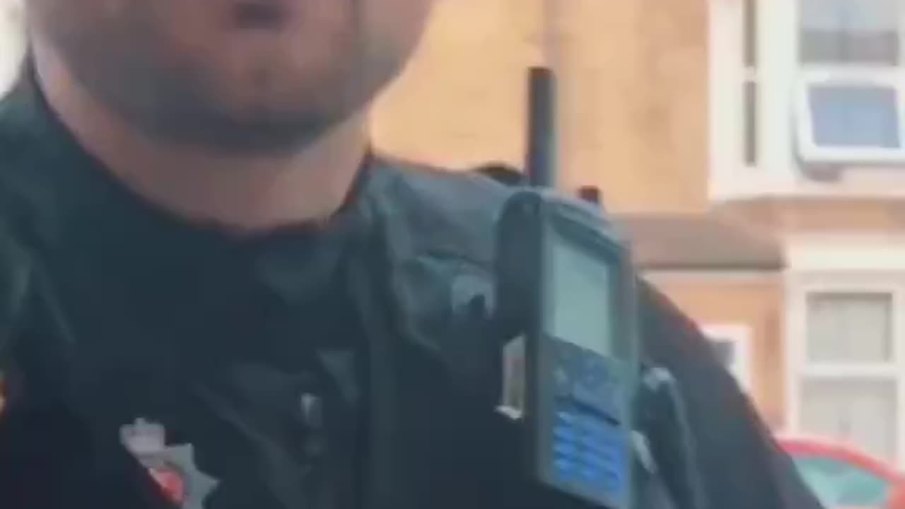 THE ABSOLUTE STATE OF BRITISH POLICE IS ABSOLUTELY SHOCKING