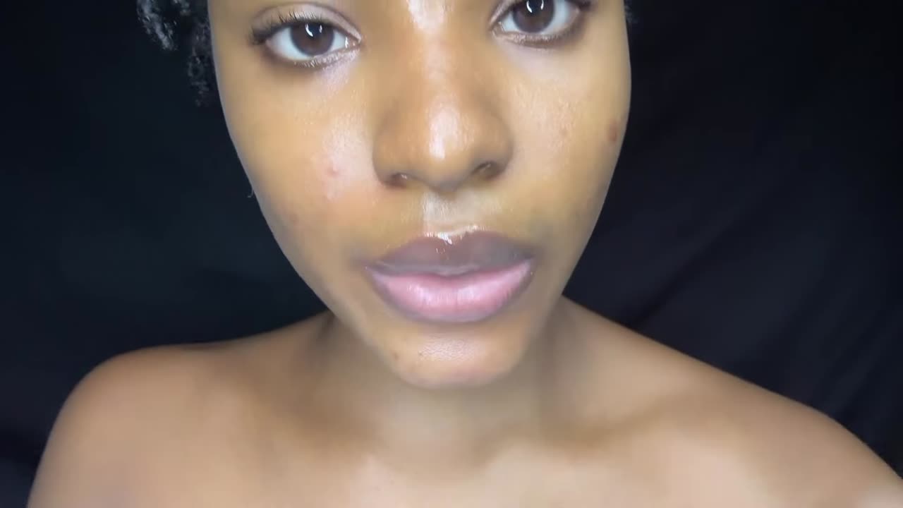 Nacked black girl ASMR