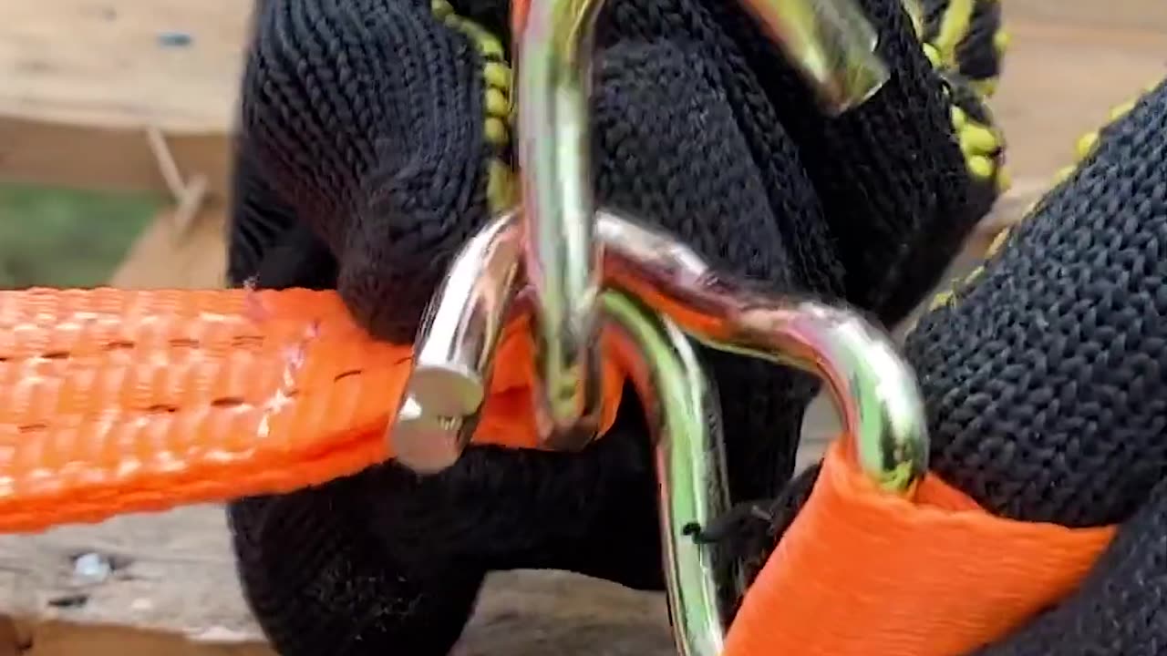 Wow_Ratchet_straps_trick