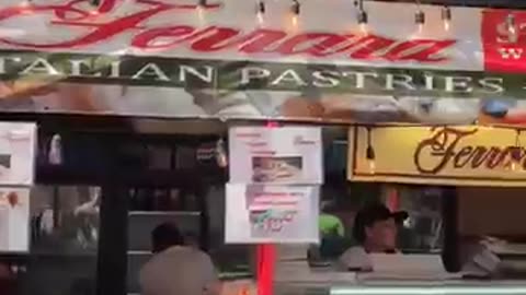 New York’s Biggest Italian Food Festival! 🇮🇹🍕 | 99th Feast of San Gennaro in Little Italy NYC
