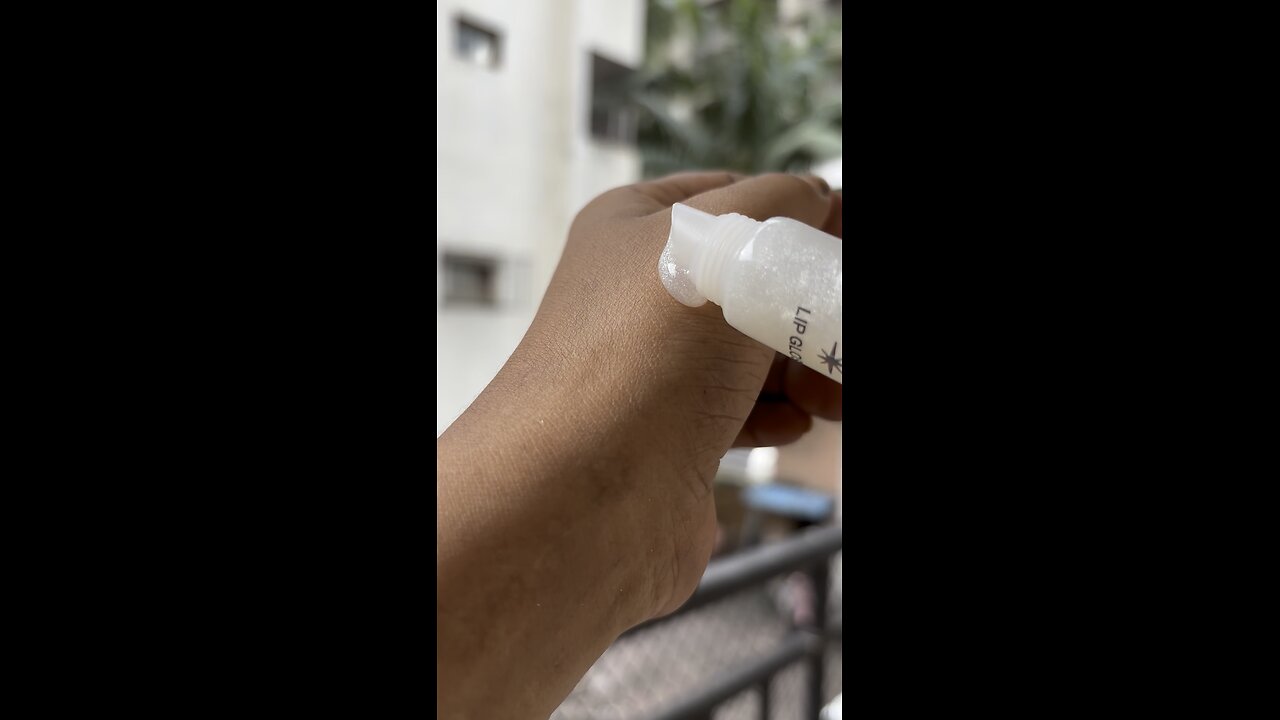 Shimmer lipgloss in just Rs99/- #cheapest #lipgloss #zudio