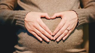 These are the pregnancy myths parents still believe