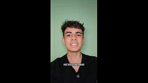 O vídeo é um pouco longo, mas é importante para você entender todas as sacanagens que a esquerda e parte da imprensa, juntas, fizeram com o Bolsonaro.