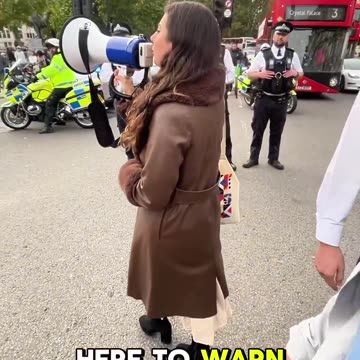 🔥SHARE🔥People are fighting back & everyone should be like this woman