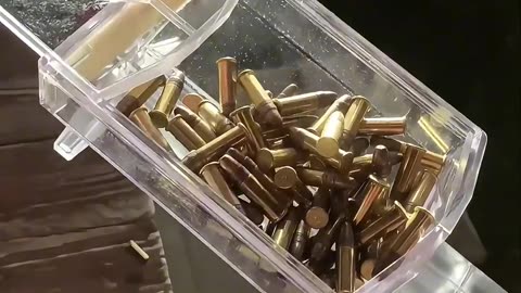 #国外合法拍摄国内请勿模仿 #武器科普 #实弹射击 #男人减速带 #靶场射击