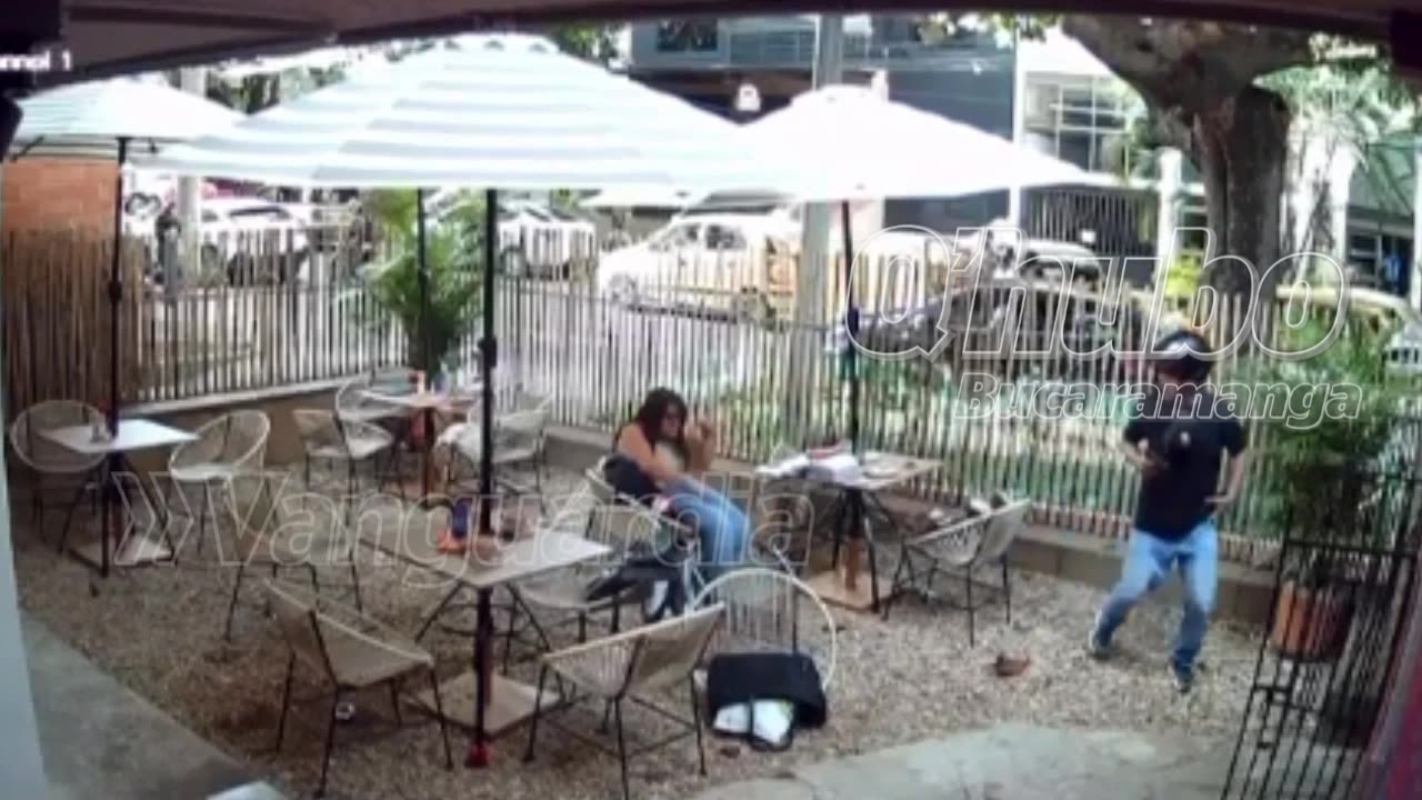 Hurto en una cafetería de Cabecera