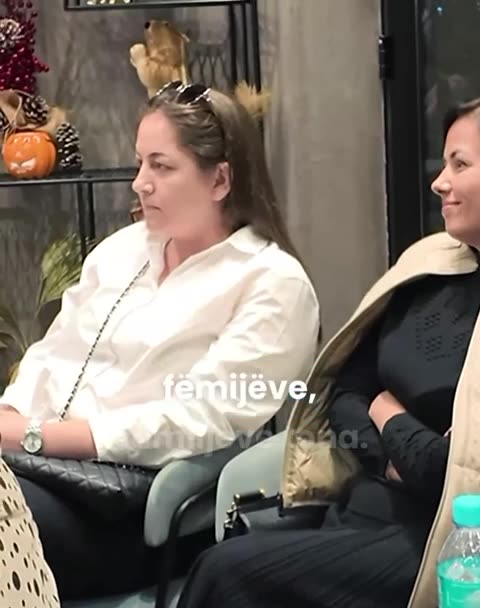 Klotilda Bushka, menaxherja e dytë e Veliajt krah Manastirliut në fushatë për të mbledhur vota