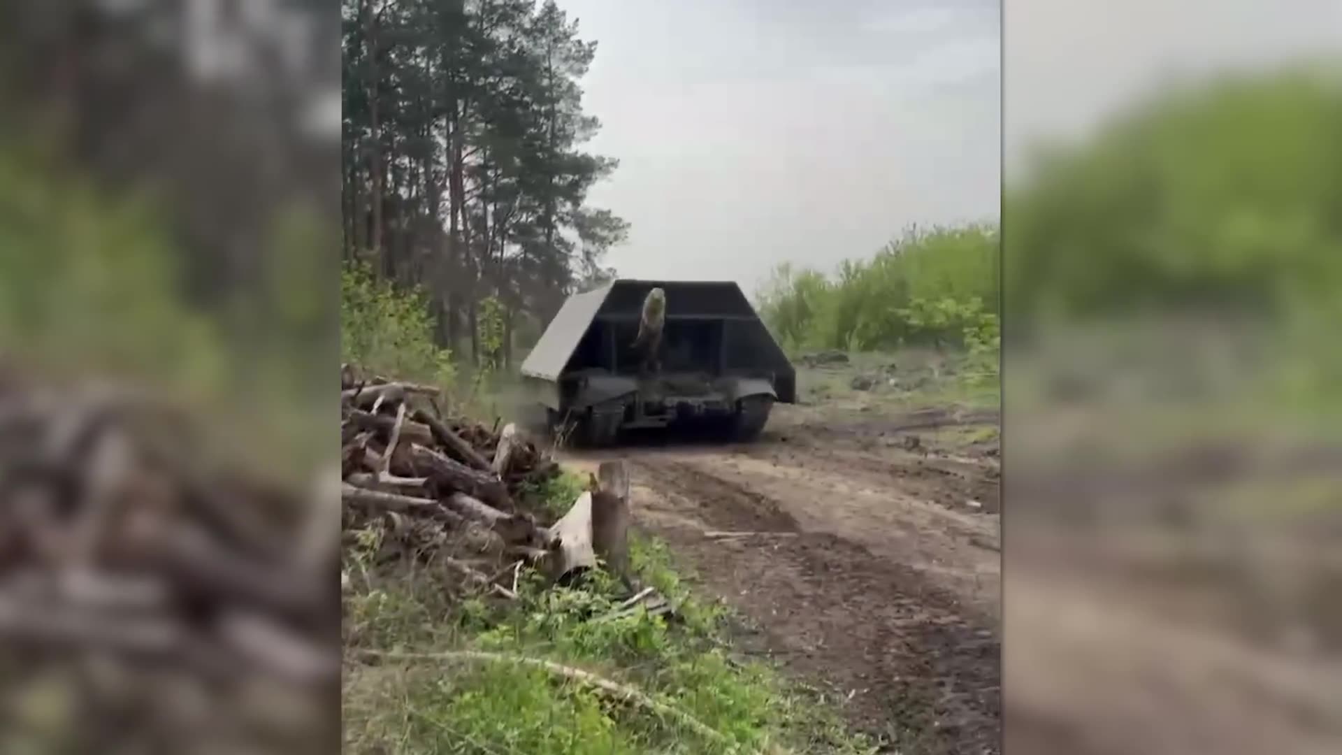Russian tanks are turning into turtles. Does this help, or does it just slow things down?