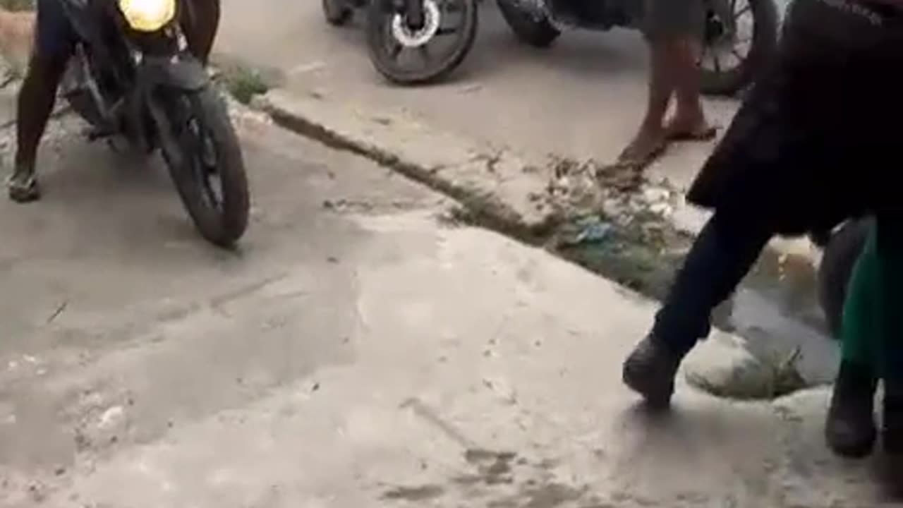 Drivers fight after one of them caused fatal traffic accident