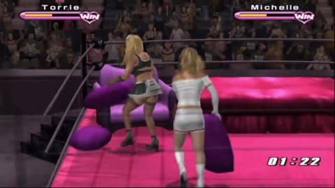 Torrie Wilson vs Michelle McCool
