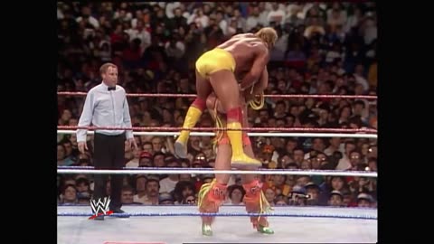 Hulk Hogan vs the ultimate warrior