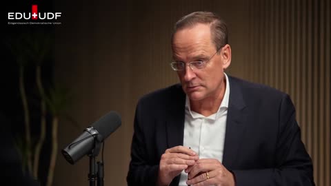 CORONA: Anwalt deckt MENSCHENVERSUCHE auf | EDU Podcast (Teil 4)