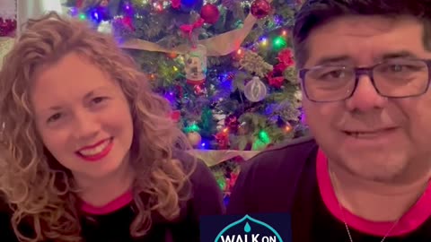 🎄 Feliz Navidad con Pastores Sammy y Christina de Walk on Water Church