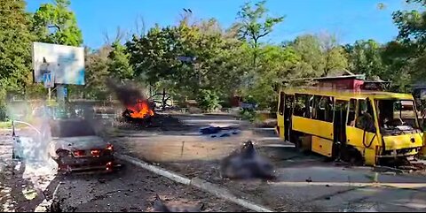 Homes and vehicles destroyed in deadly Russian strike on southern city of Kherson