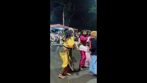 Sri Lankan Traditional Dance with Masks: A Cultural Spectacle 🇱🇰🎭